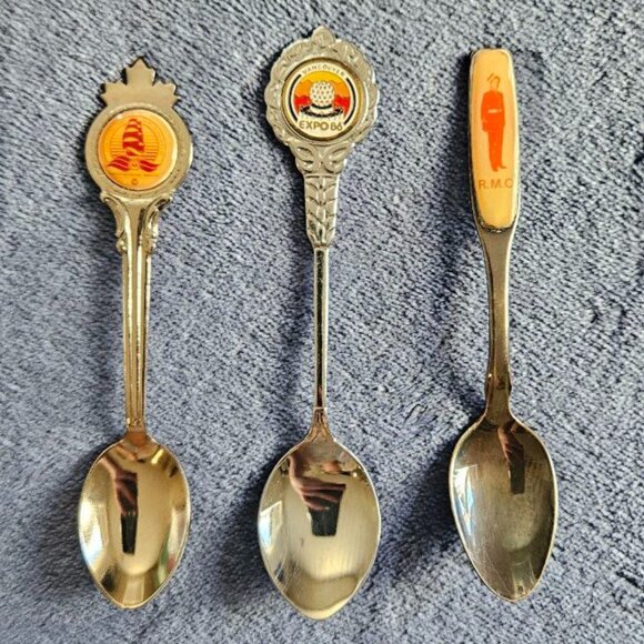 Vintage Set/Lot 3 Souvenir Spoons - Vancouver Expo 86, Ontario Tall Ships & RCMP - Picture 1 of 10